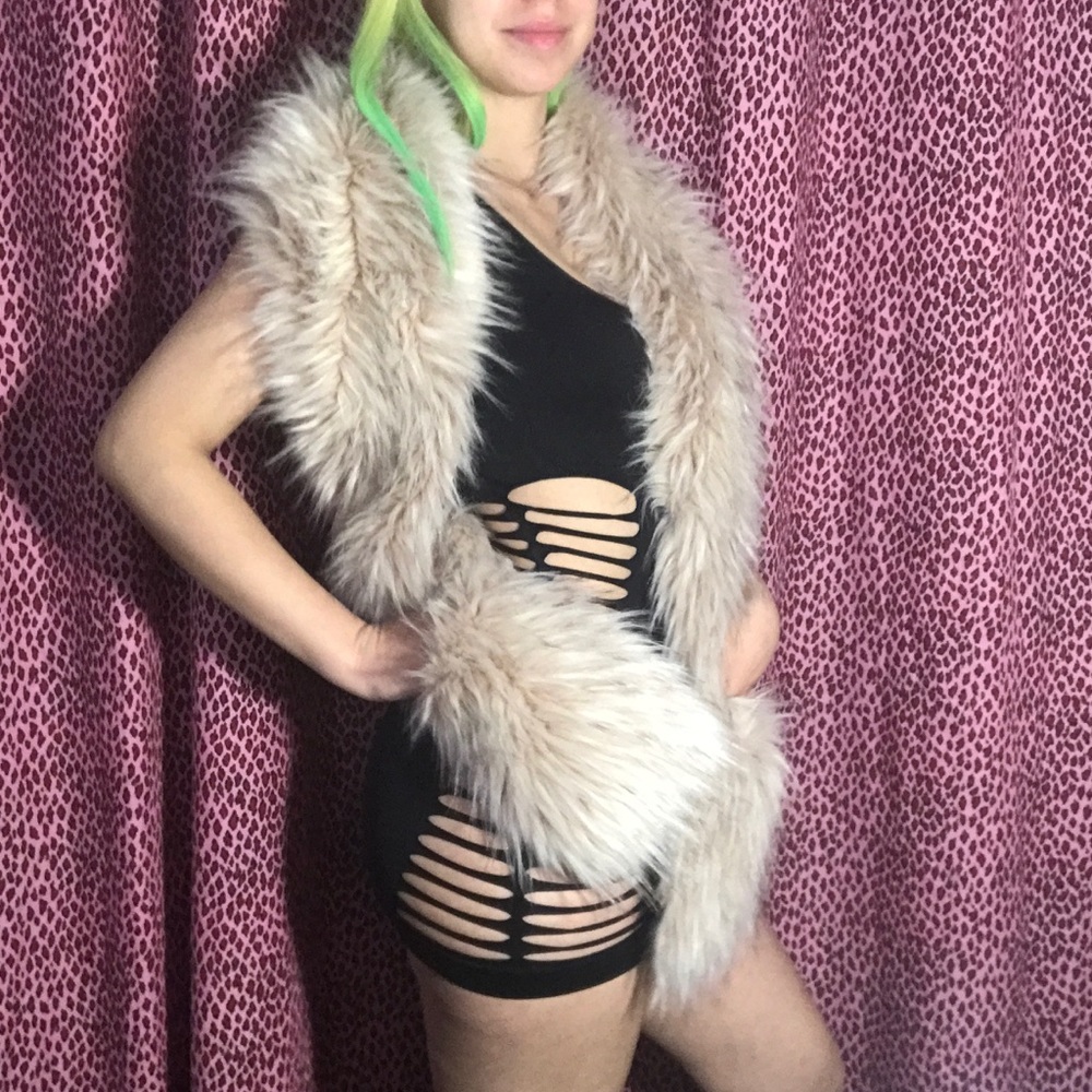 Furry scarf